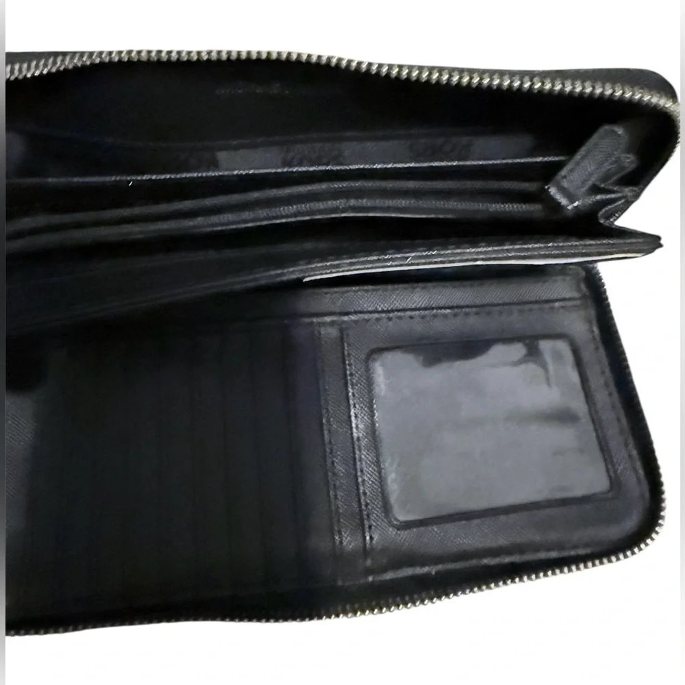 Michael Kors Jet Set Travel zip around Saffiano black leather Continental wallet